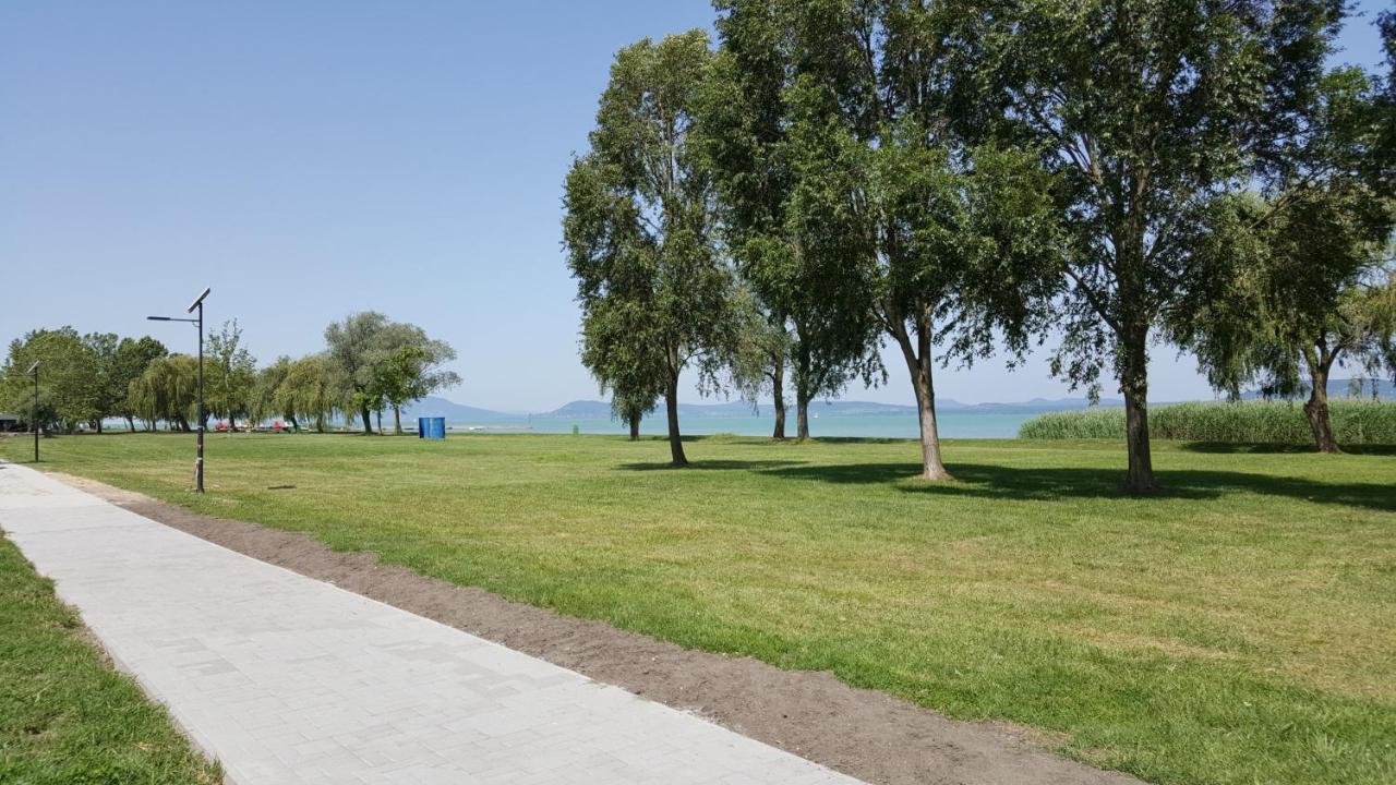 Lelle Resort B20 بالاتوليلّي المظهر الخارجي الصورة