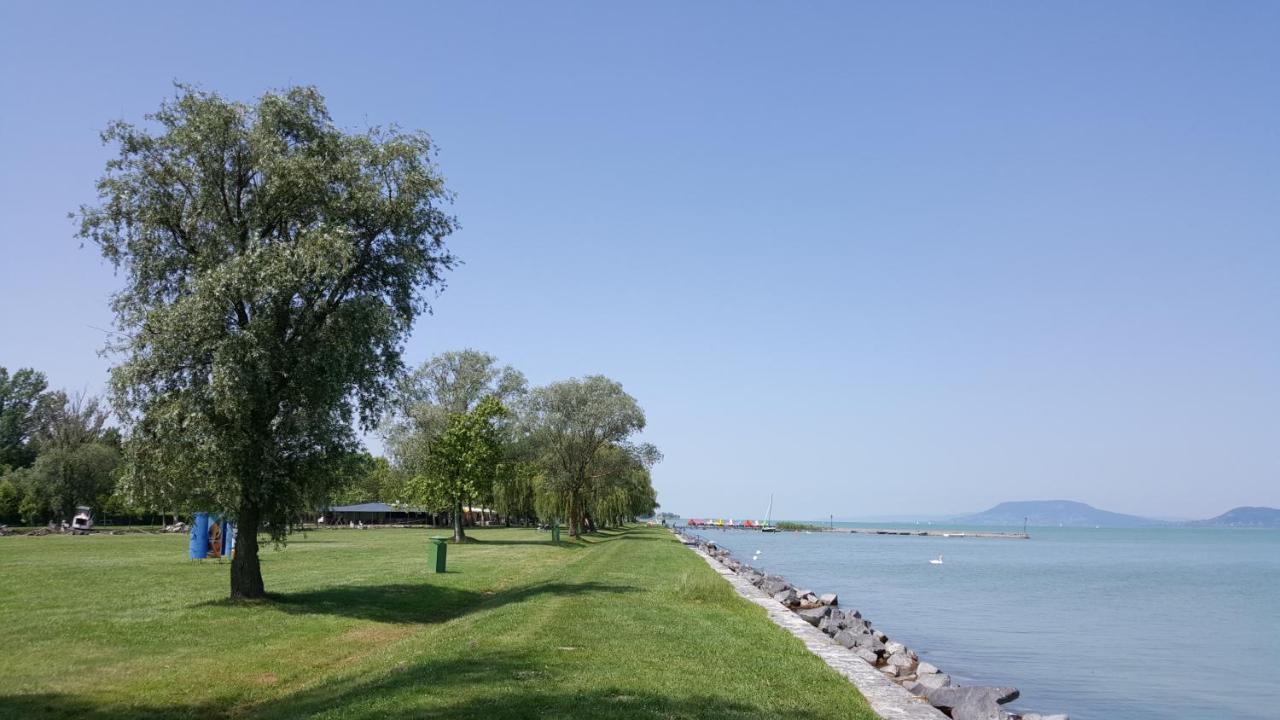 Lelle Resort B20 بالاتوليلّي المظهر الخارجي الصورة