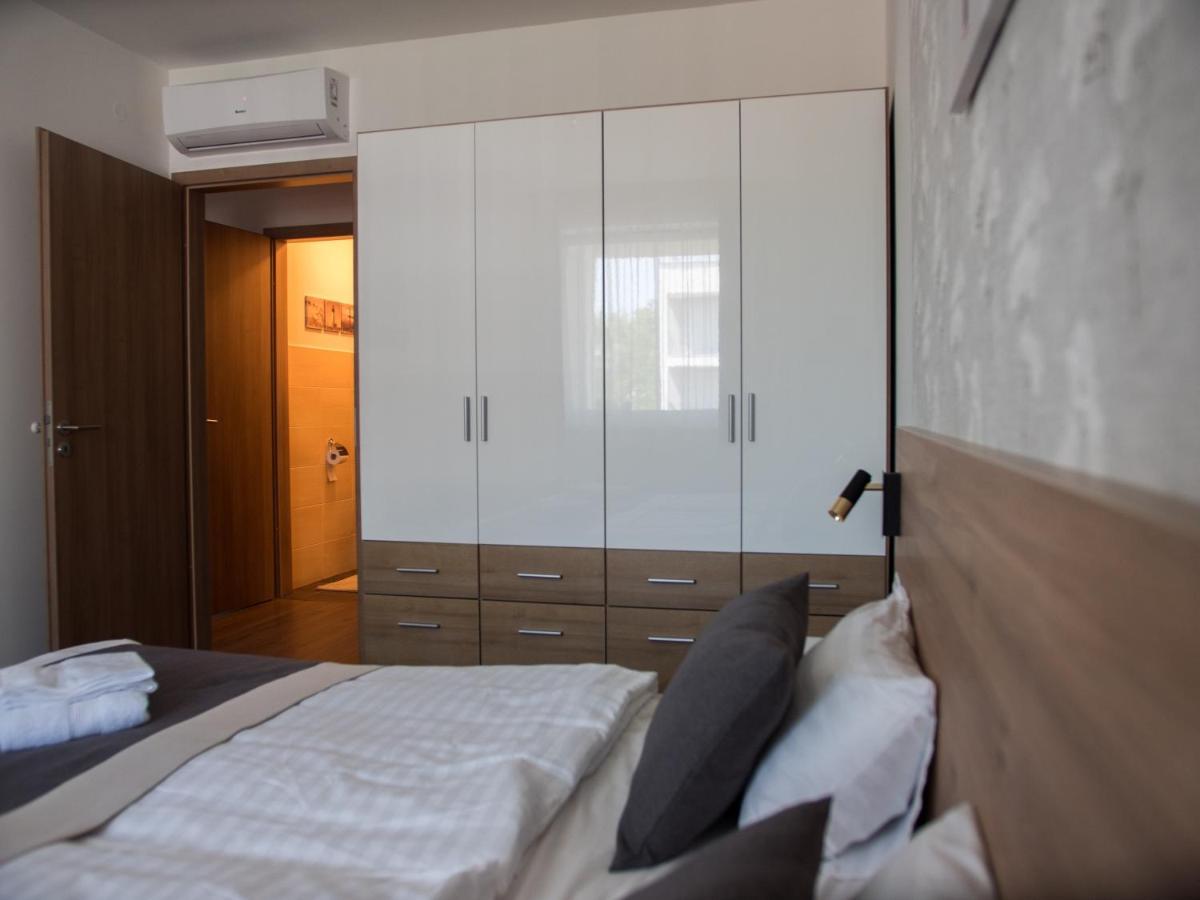 Lelle Resort B20 بالاتوليلّي المظهر الخارجي الصورة