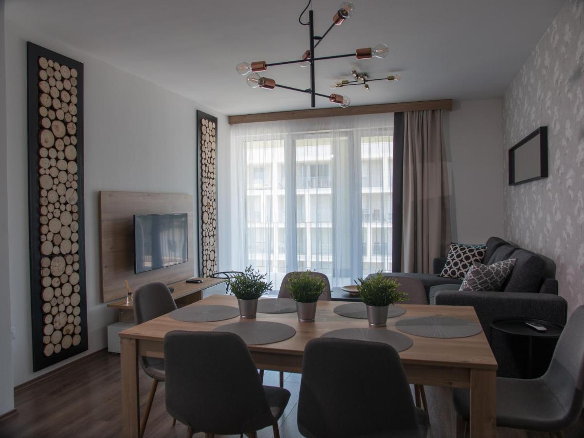 Lelle Resort B20 بالاتوليلّي المظهر الخارجي الصورة