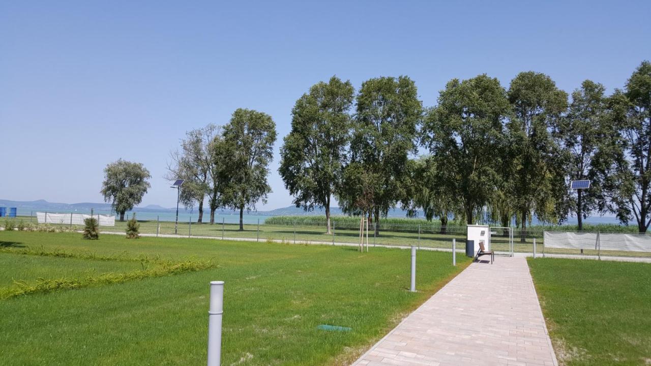 Lelle Resort B20 بالاتوليلّي المظهر الخارجي الصورة
